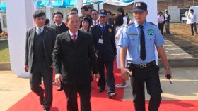 bao-ve-yeu-nhan.jpg