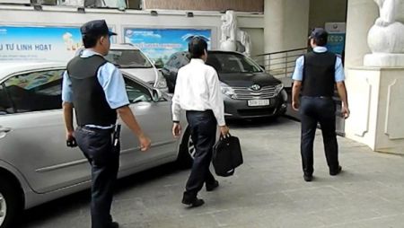 Bảo vệ mục tiêu di động